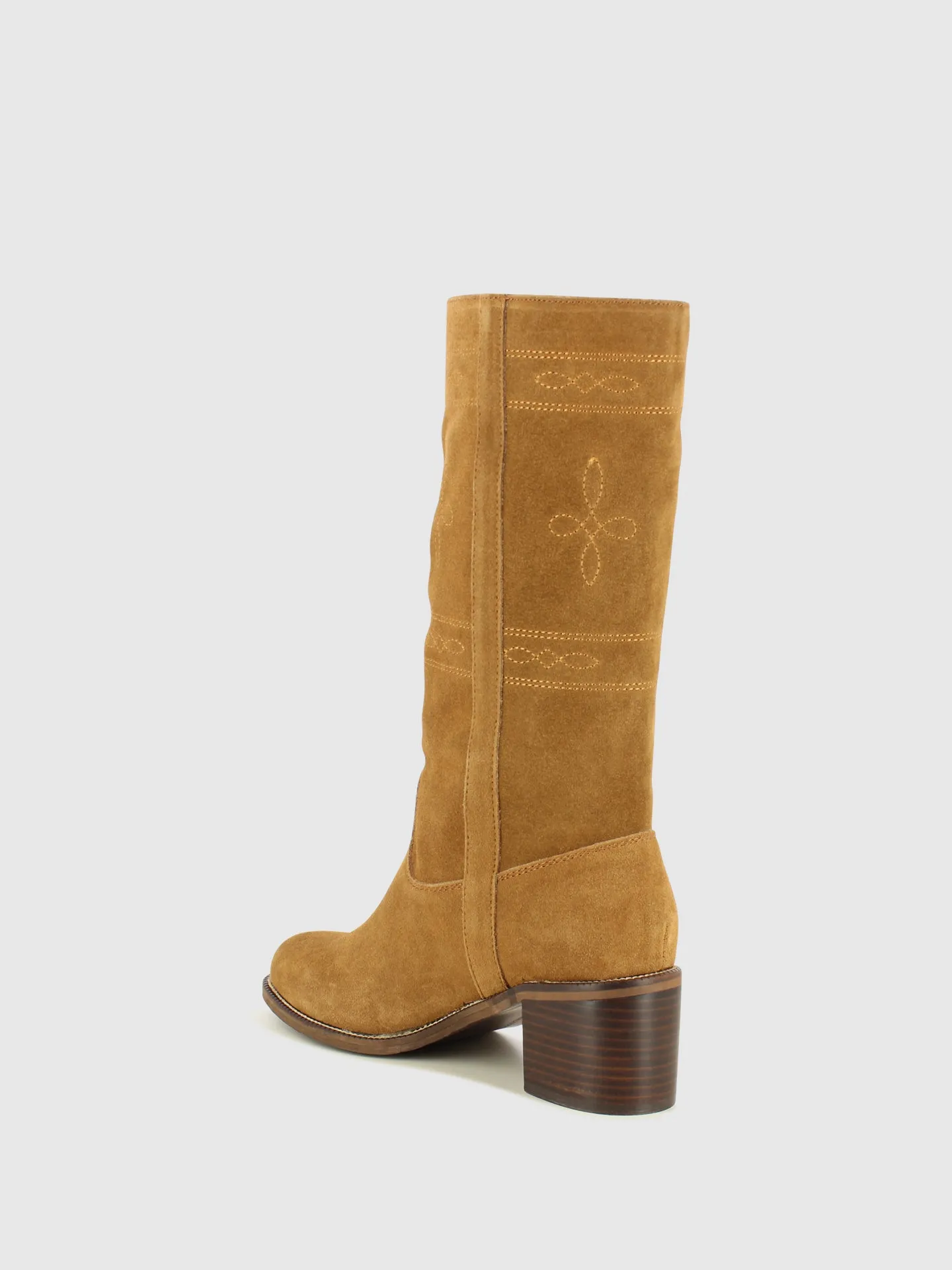 Camel Round Toe Boots