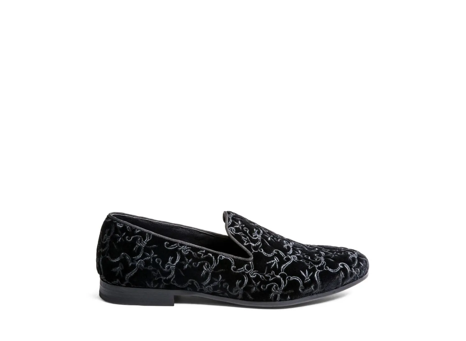 DANGLE BLACK VELVET