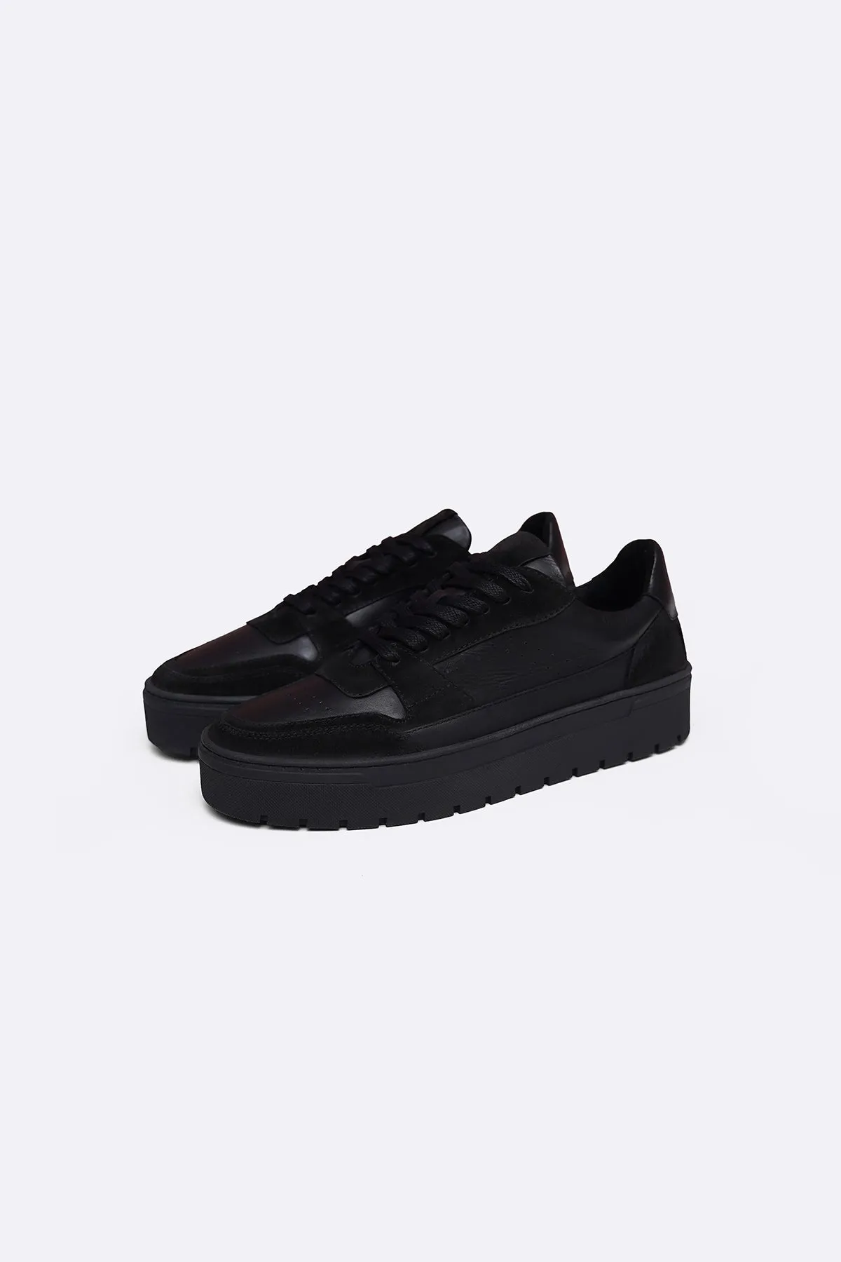 LEATHER CHUNKY SNEAKERS