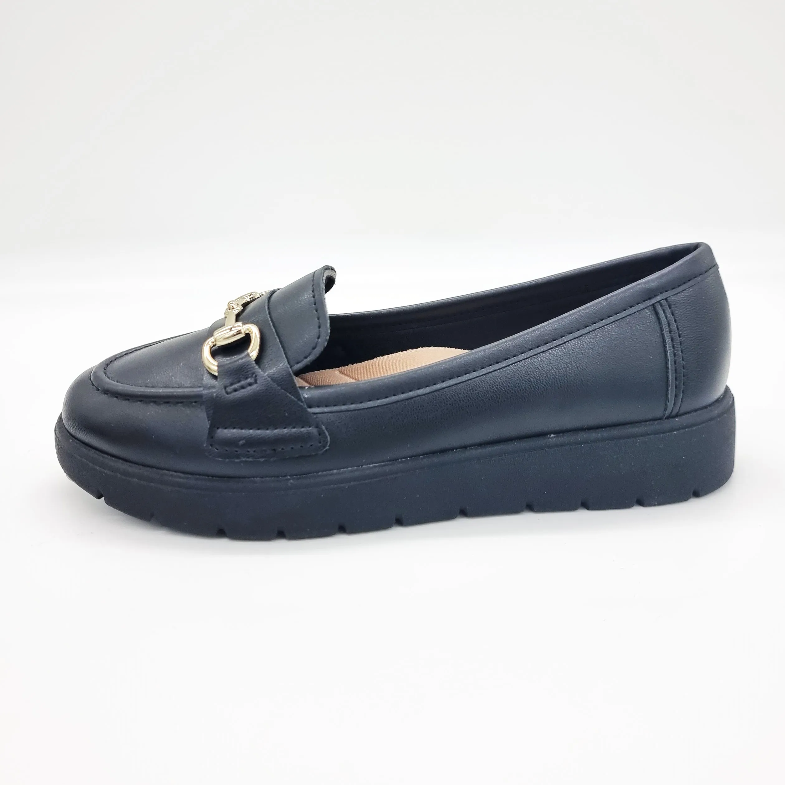 Moleca 5803-101 Round Toe Loafer Flat in Black
