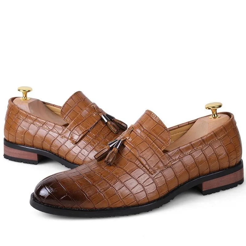 ROGUE Men's Crocodile Pattern Faux Leather Loafers