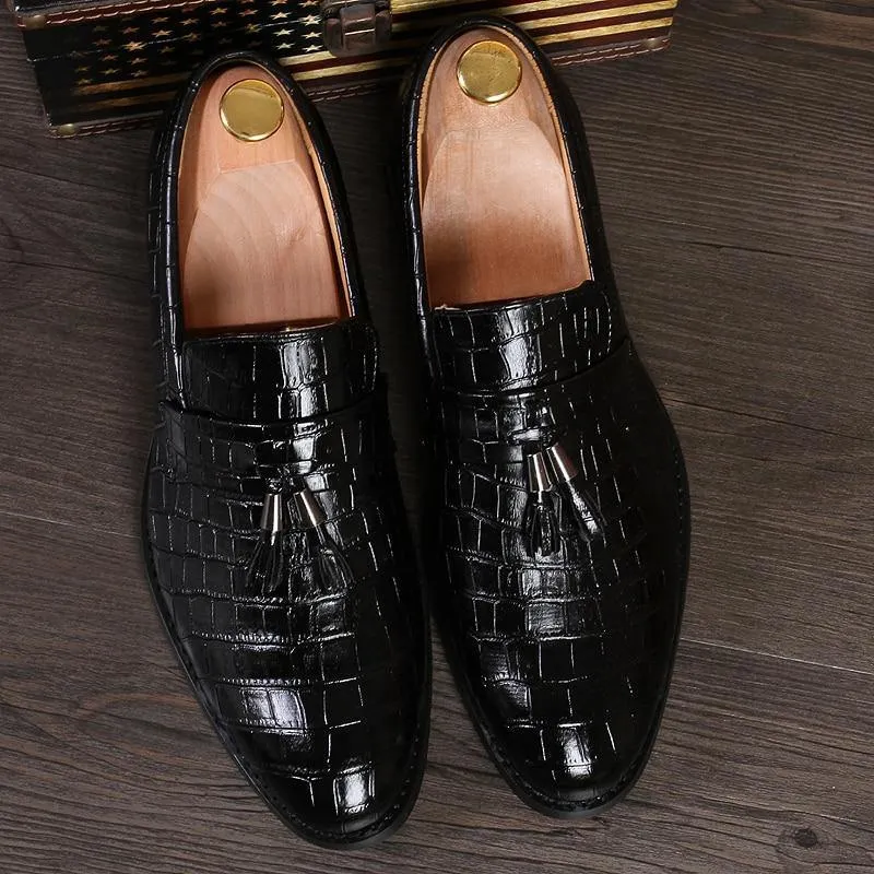 ROGUE Men's Crocodile Pattern Faux Leather Loafers